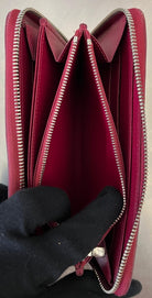 Louis Vuitton Zippy Epi
