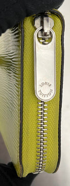Louis Vuitton Zippy Epi