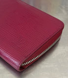 Louis Vuitton Zippy Epi