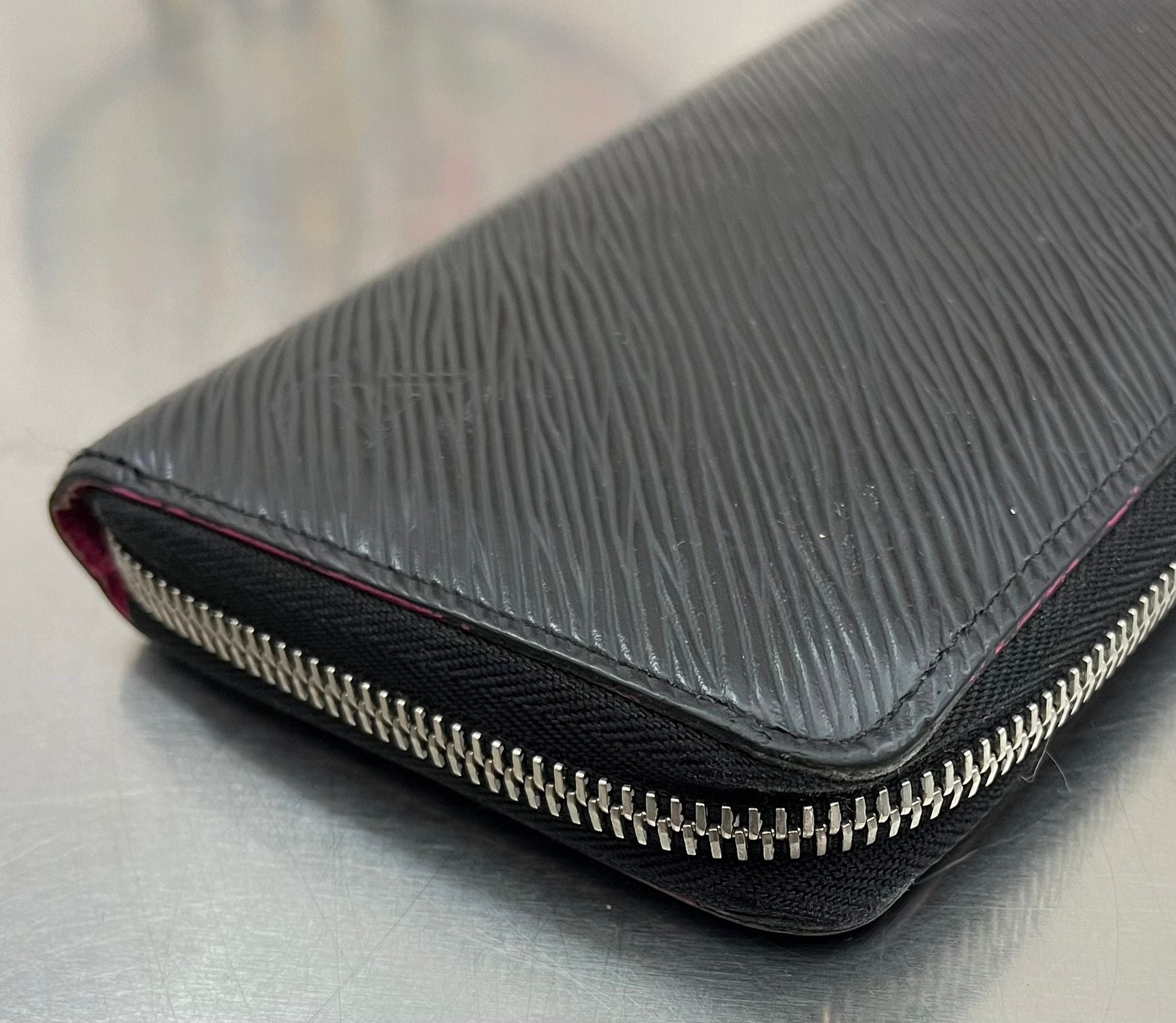 Louis Vuitton Zippy Epi Leder