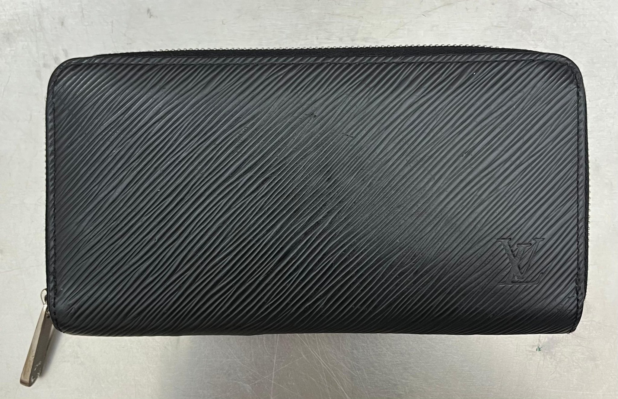 Louis Vuitton Zippy Epi Leder