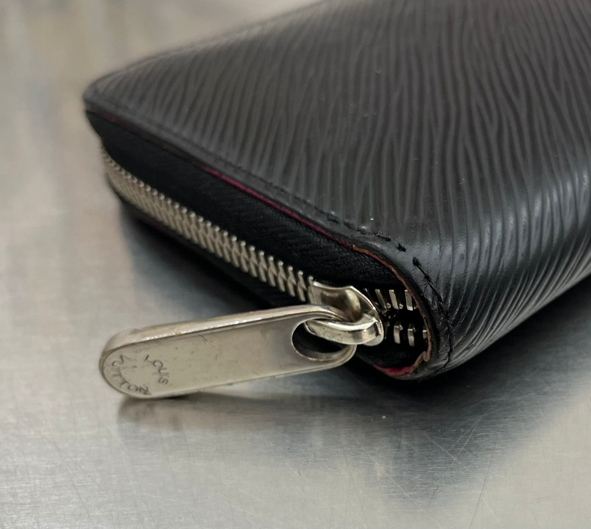 Louis Vuitton Zippy Epi Leder