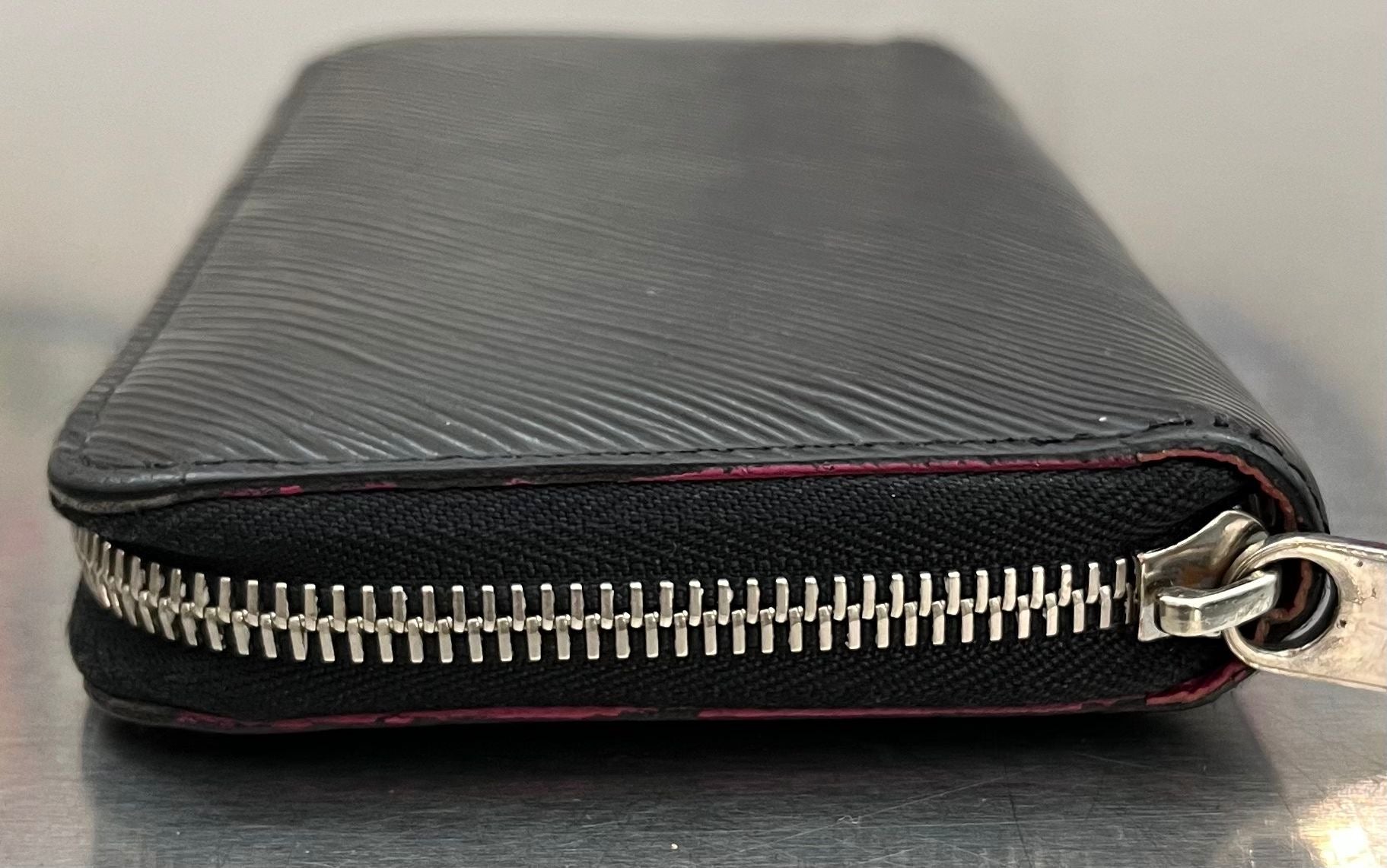 Louis Vuitton Zippy Epi Leder