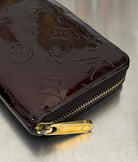 Louis Vuitton Zippy Lackleder