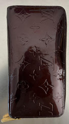 Louis Vuitton Zippy Lackleder