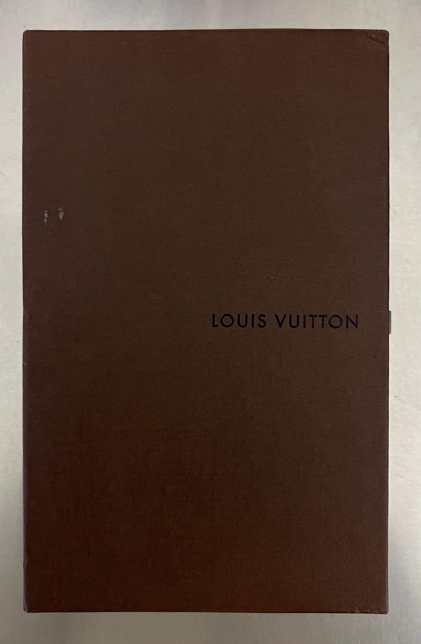 Louis Vuitton Zippy Lackleder