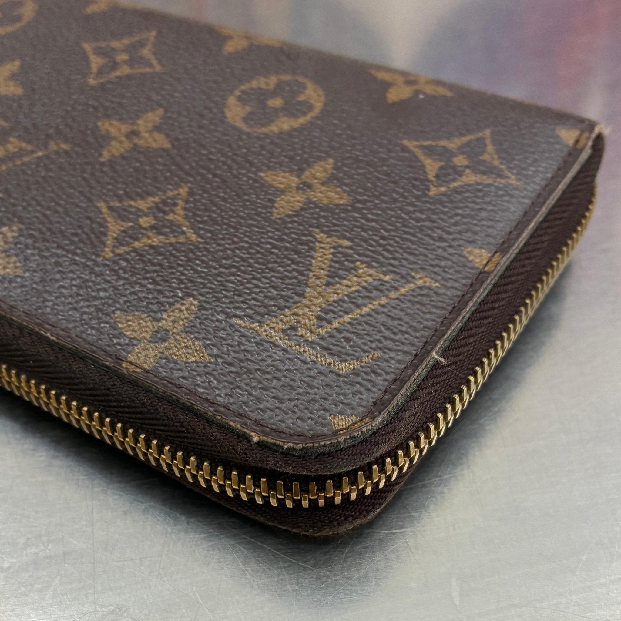 Louis Vuitton Zippy Monogram