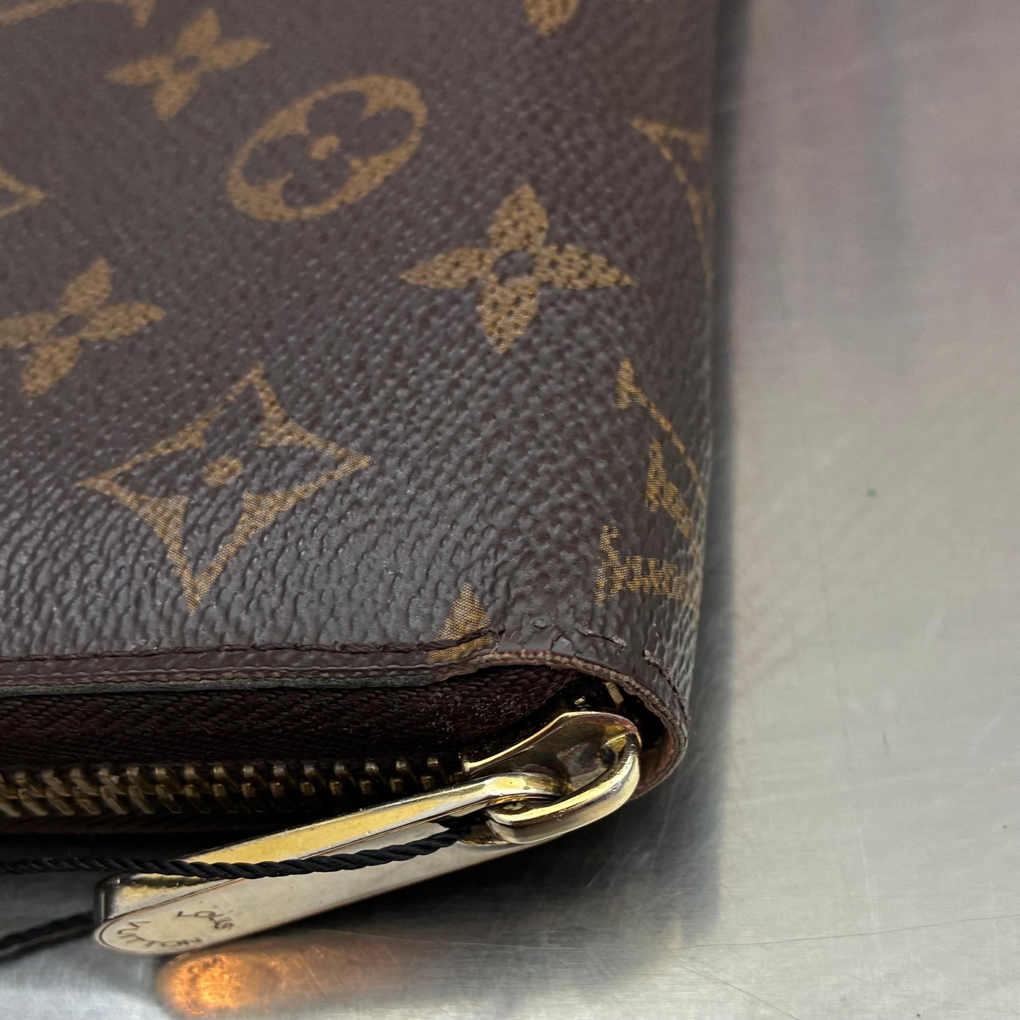 Louis Vuitton Zippy Monogram