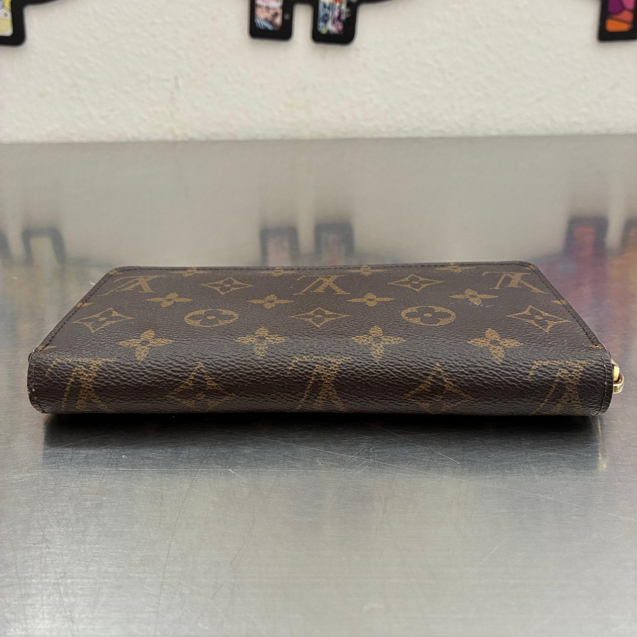 Louis Vuitton Zippy Monogram