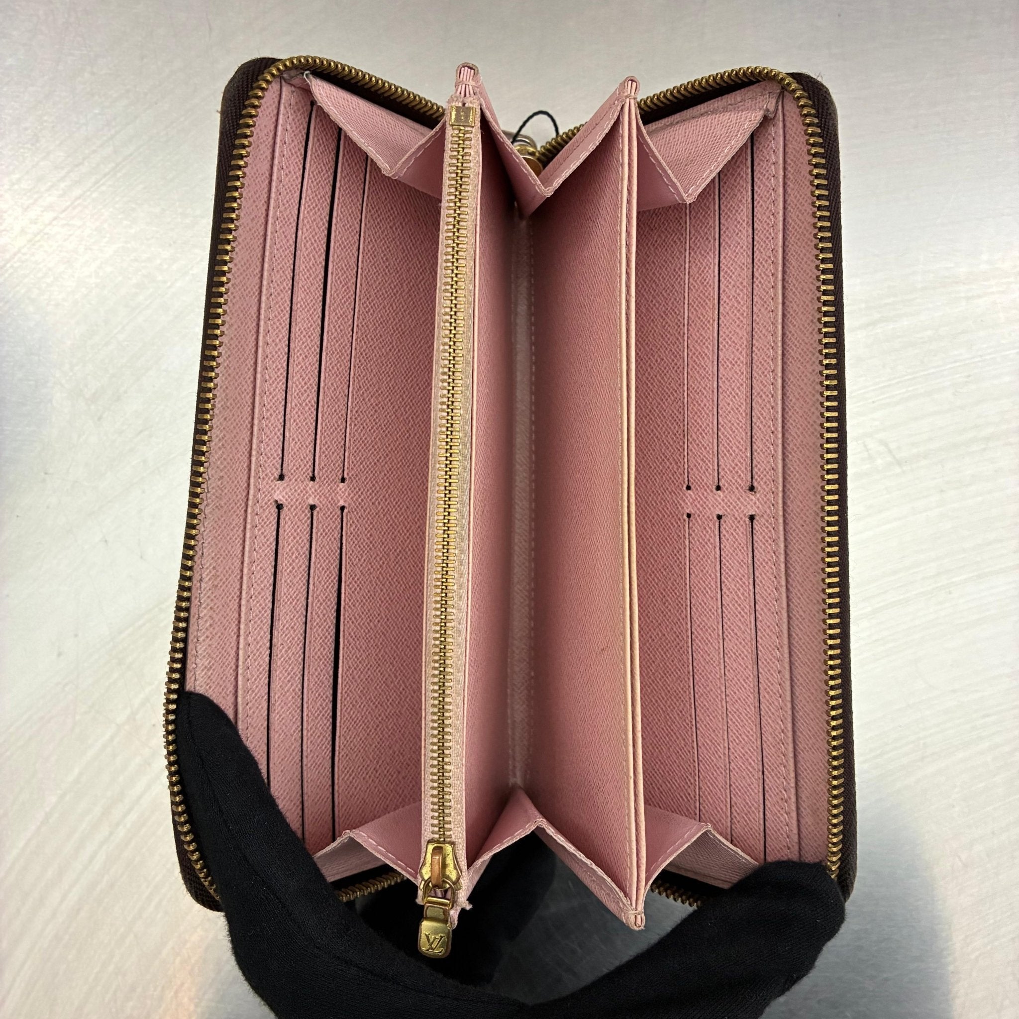 Louis Vuitton Zippy Monogram