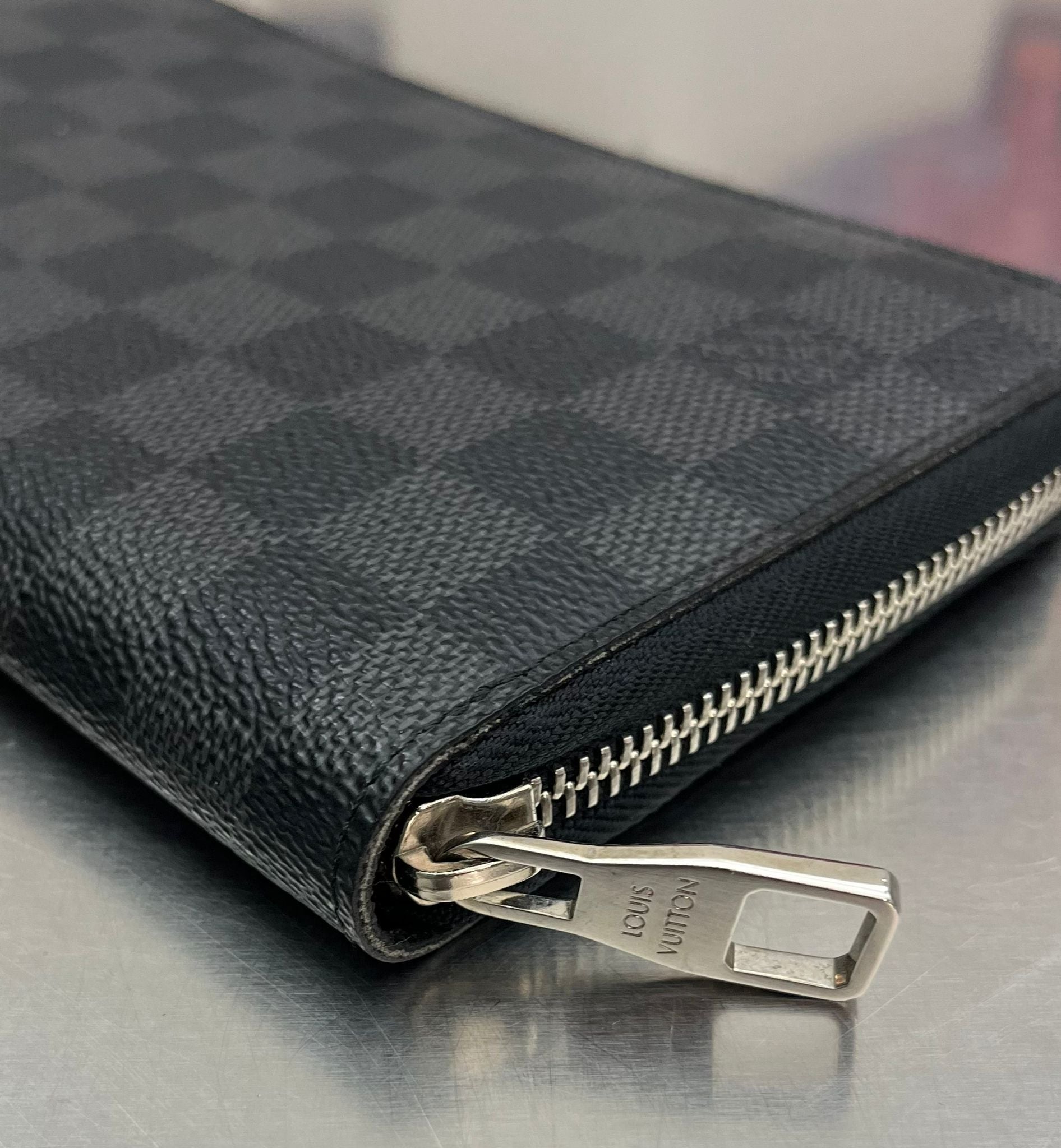 Louis Vuitton Zippy Organizer Damier