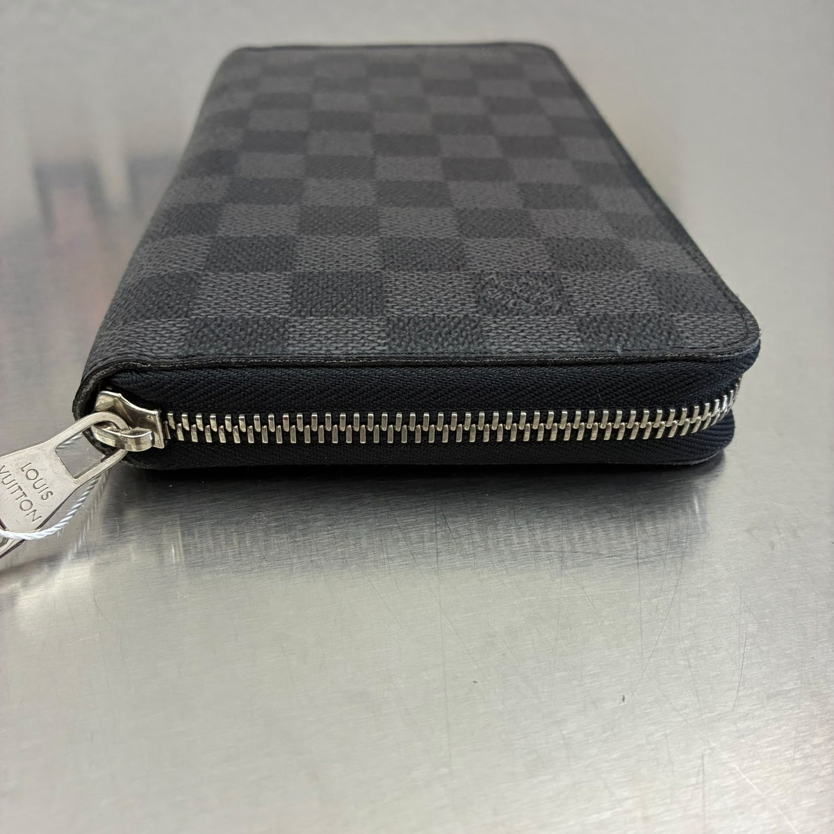 Louis Vuitton Zippy Organizer Damier Graphite