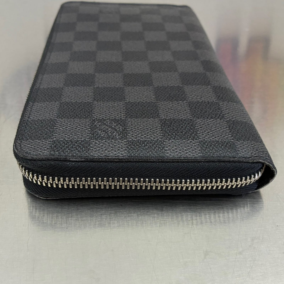 Louis Vuitton Zippy Organizer Damier Graphite