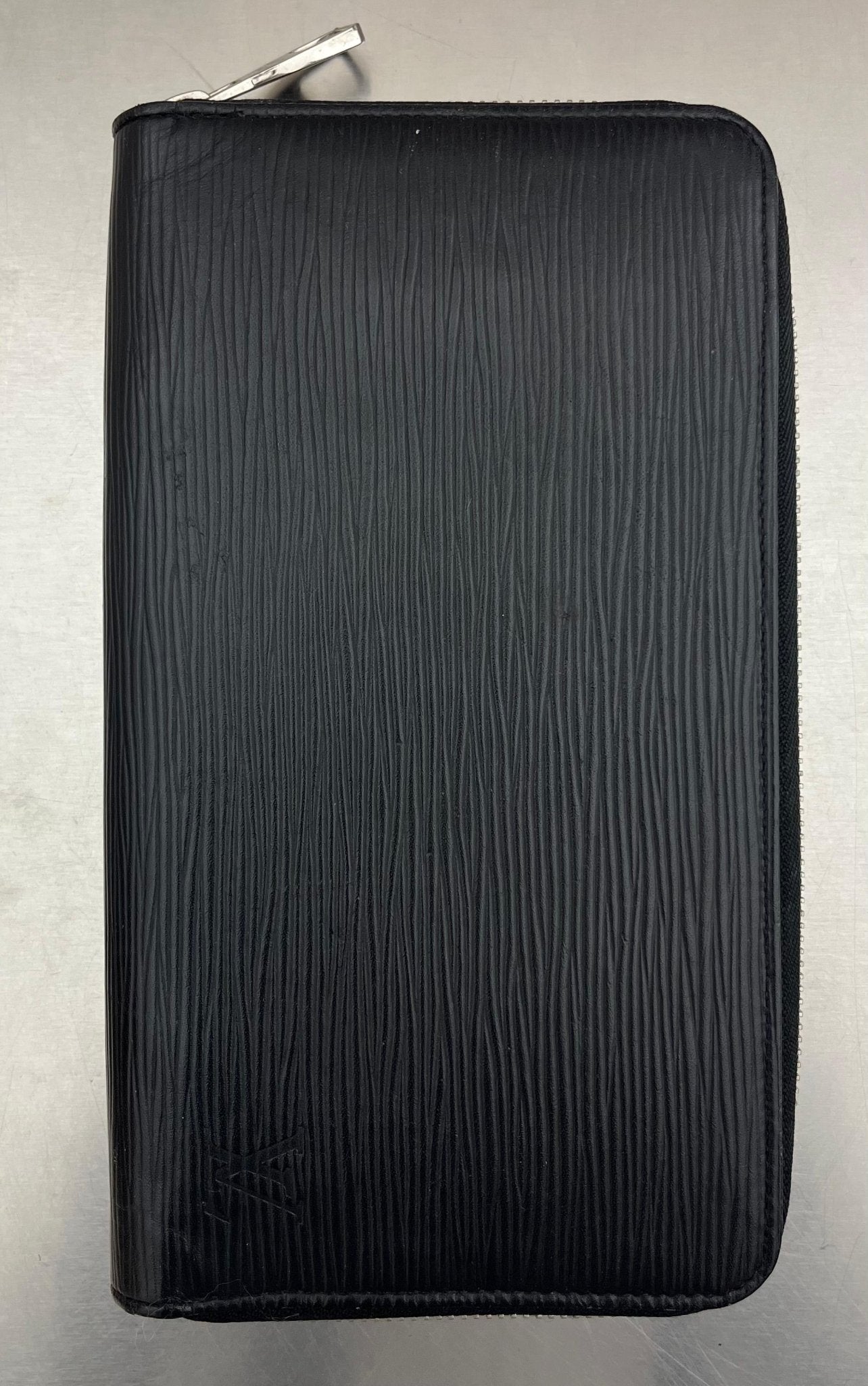 Louis Vuitton Zippy Organizer Epi
