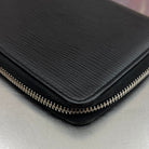 Louis Vuitton Zippy Organizer Epi