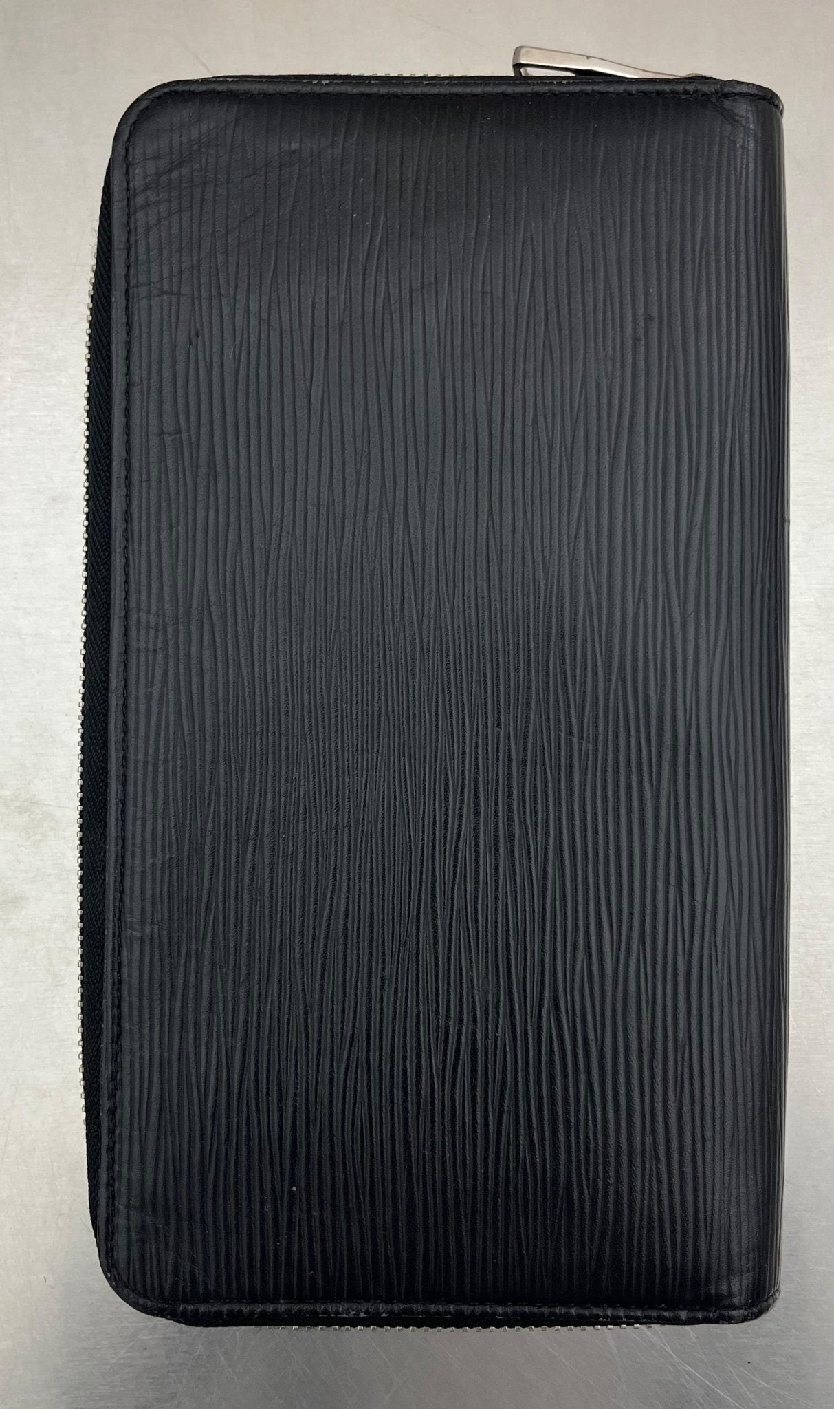 Louis Vuitton Zippy Organizer Epi