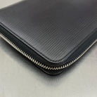Louis Vuitton Zippy Organizer Epi