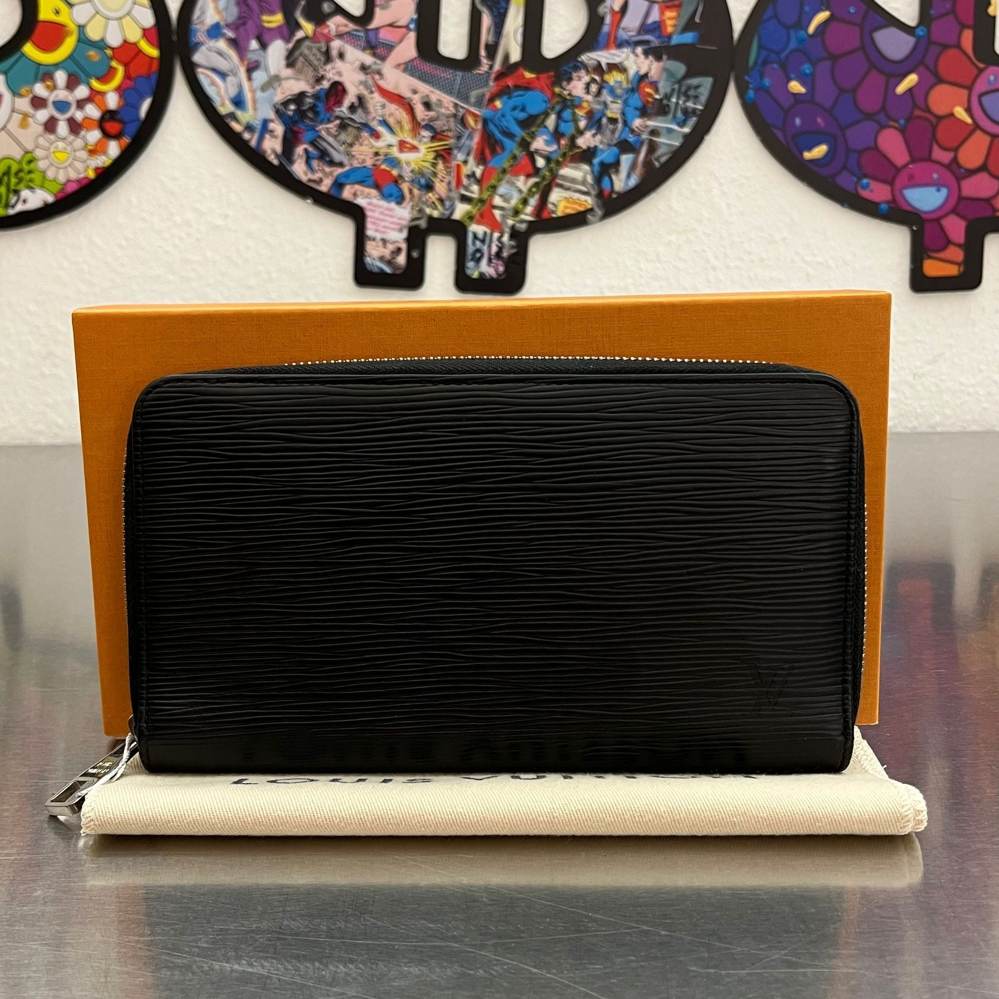 Louis Vuitton Zippy Organizer Epi