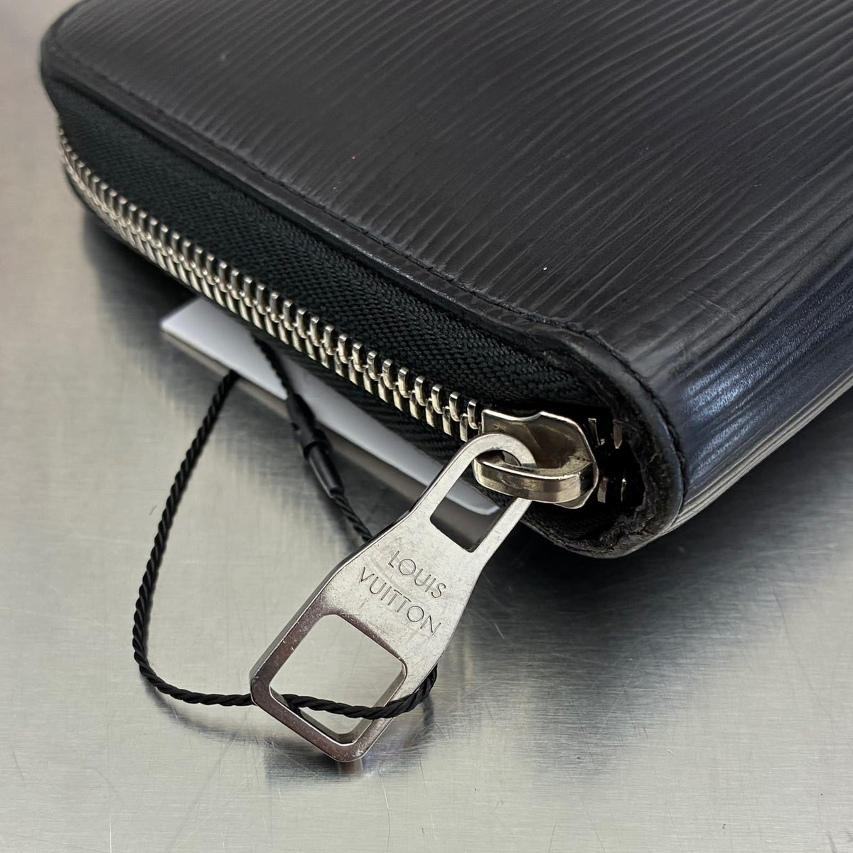 Louis Vuitton Zippy Organizer Epi