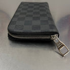 Louis Vuitton Zippy Vertical Damier