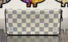 Louis Vuitton Zippy Vertical Damier Azur
