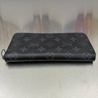 Louis Vuitton Zippy Vertical Monogam Eclipse