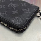 Louis Vuitton Zippy Vertical Monogam Eclipse