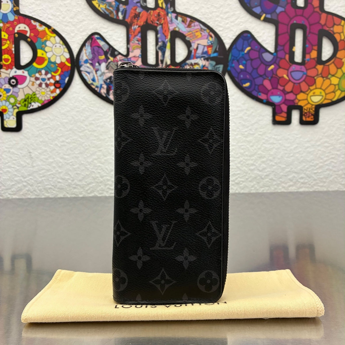 Louis Vuitton Zippy Vertical Monogam Eclipse