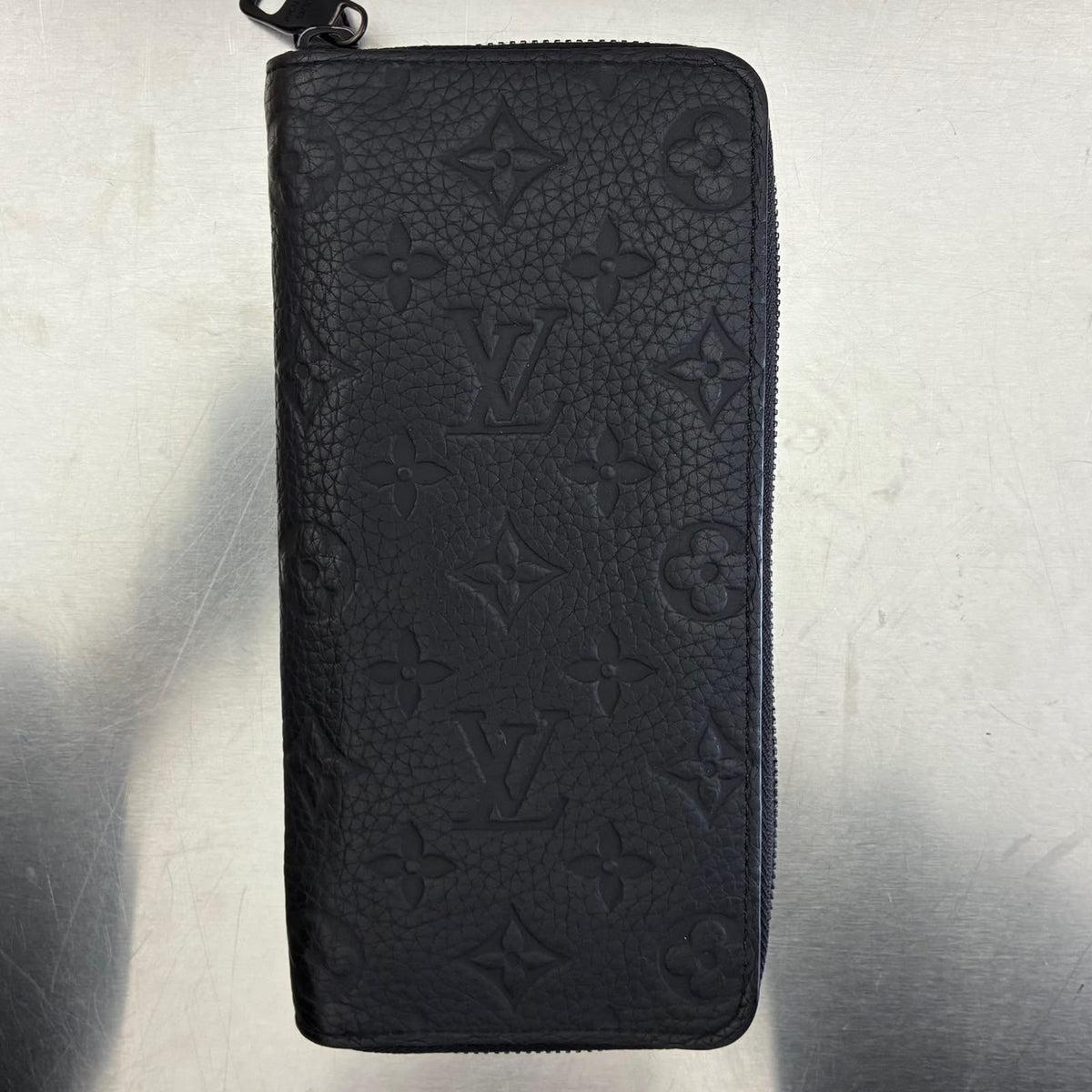 Louis Vuitton Zippy Vertical Monogam Shadow
