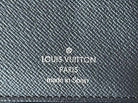 Louis Vuitton Zippy Vertical Taiga
