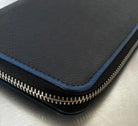 Louis Vuitton Zippy Vertical Taiga