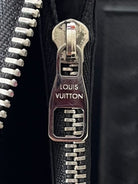 Louis Vuitton Zippy Vertical Taiga