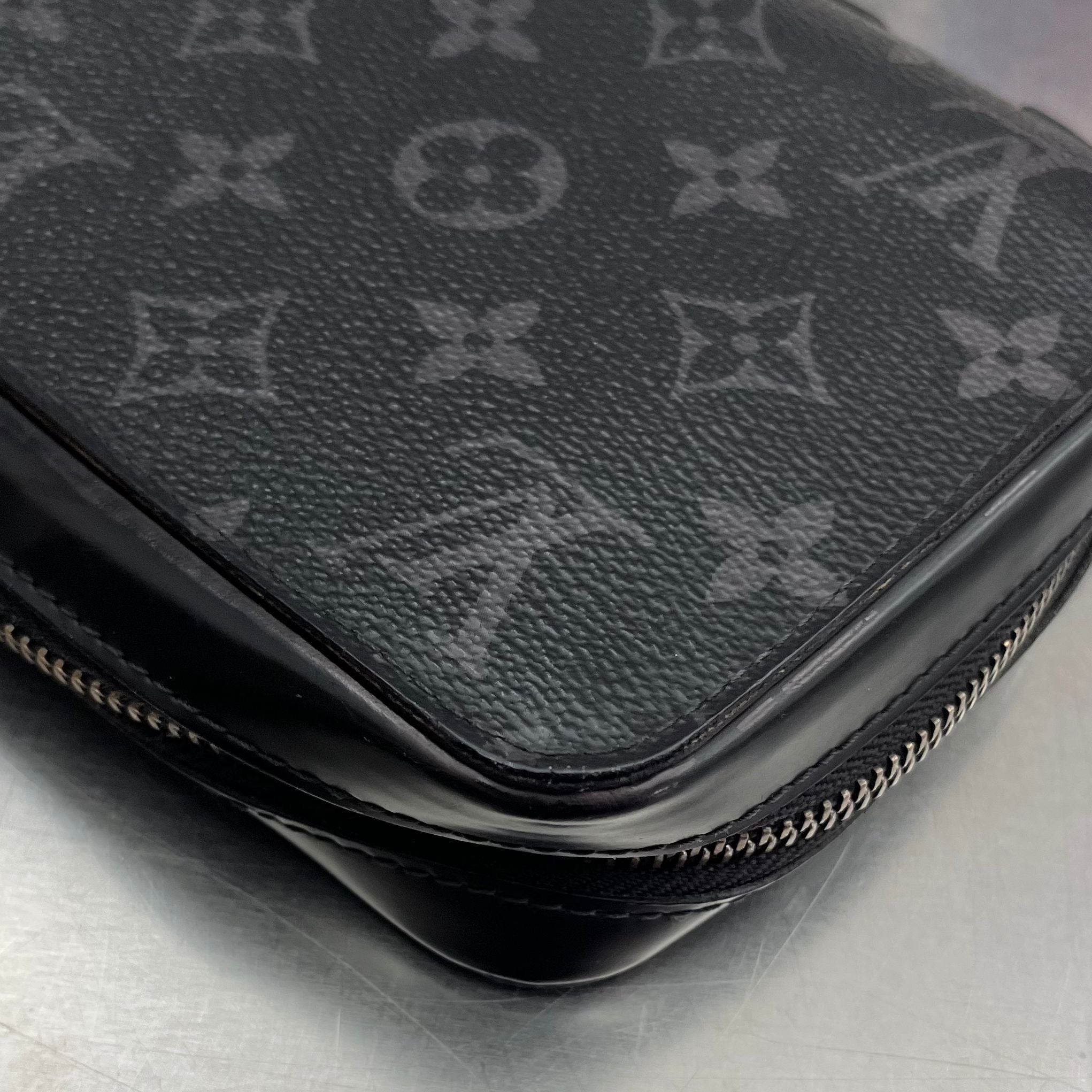 Louis Vuitton Zippy XL