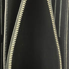 Louis Vuitton Zippy XL Taiga
