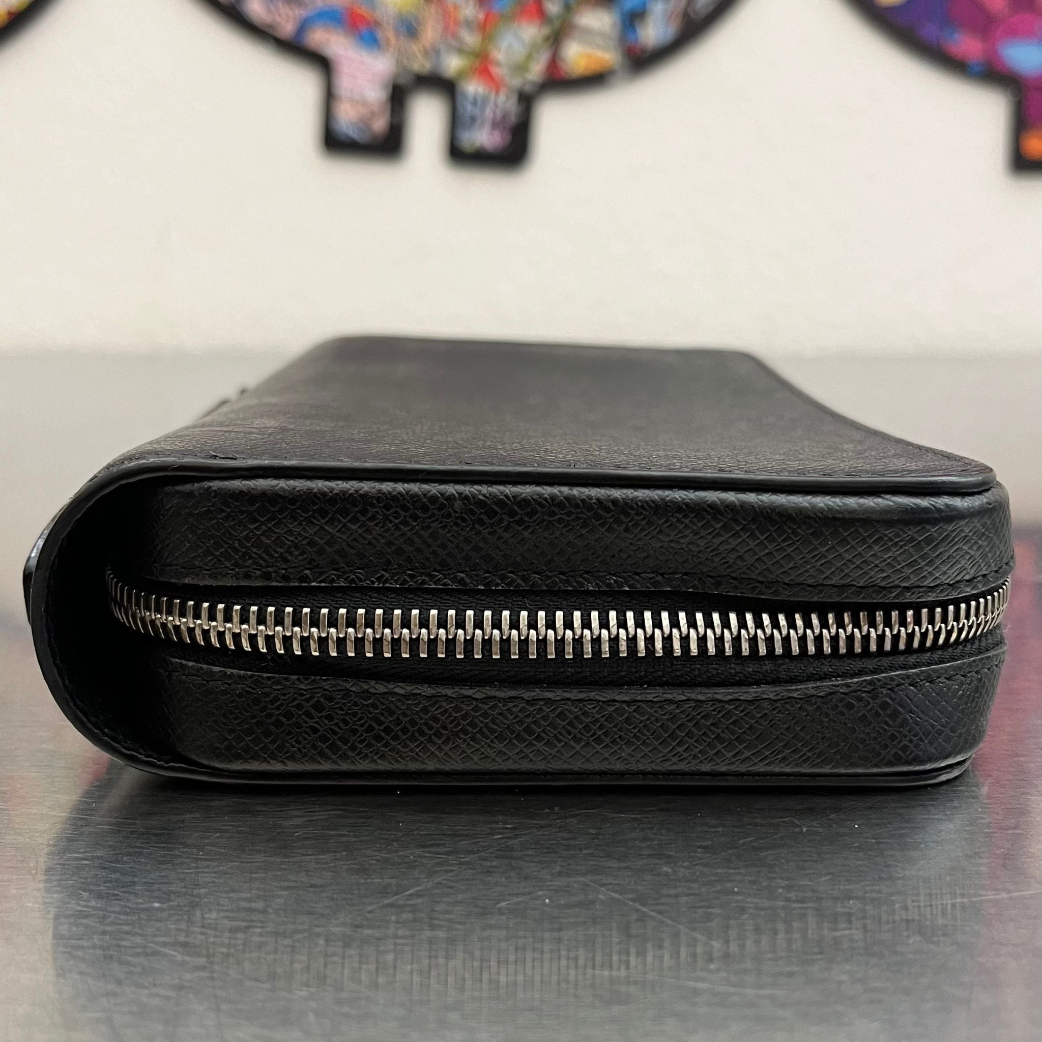 Louis Vuitton Zippy XL Taiga
